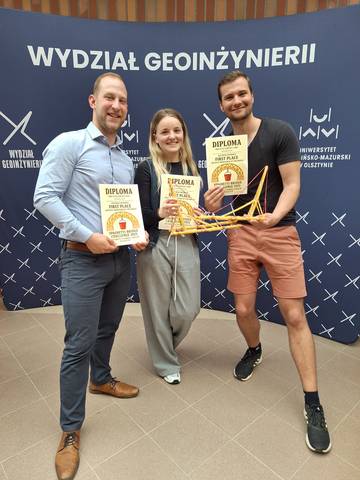 Ondřej Lokos, Anna Řezáčová a Ondřej Holiš - vítězný tým