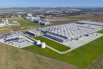 The Vaillant Heat Pump Plant received the most votes in the People's Choice Award | photo: Slovak Building of the Year 2023