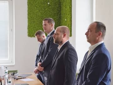 Chairman of the examination committee associate professor Roman Fojtík opens the exams| photo: David Bečkovský